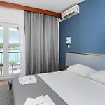 Hotel Lumbarda Otel 3*