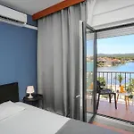 Hotel Lumbarda 3* Lumbarda