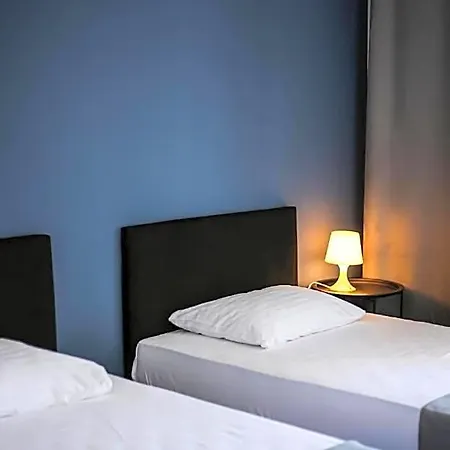 Hotel Lumbarda 3* 룸바르다