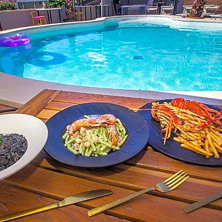 Hotel Lumbarda 3* Λομπάρδα