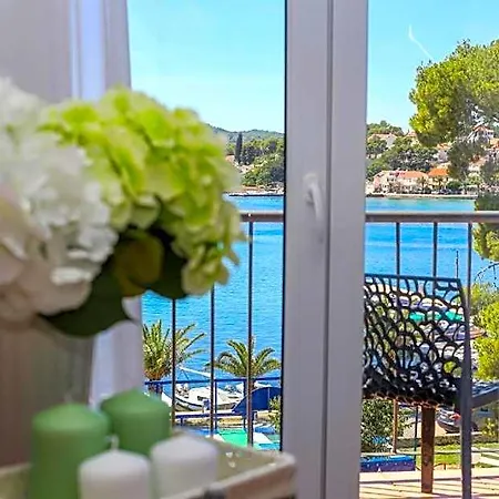Hotel Lumbarda