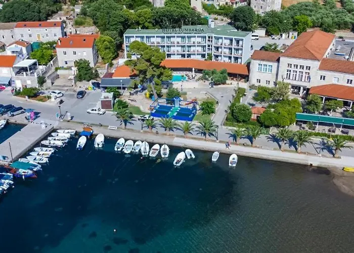 Hotel Hotel Lumbarda 3*