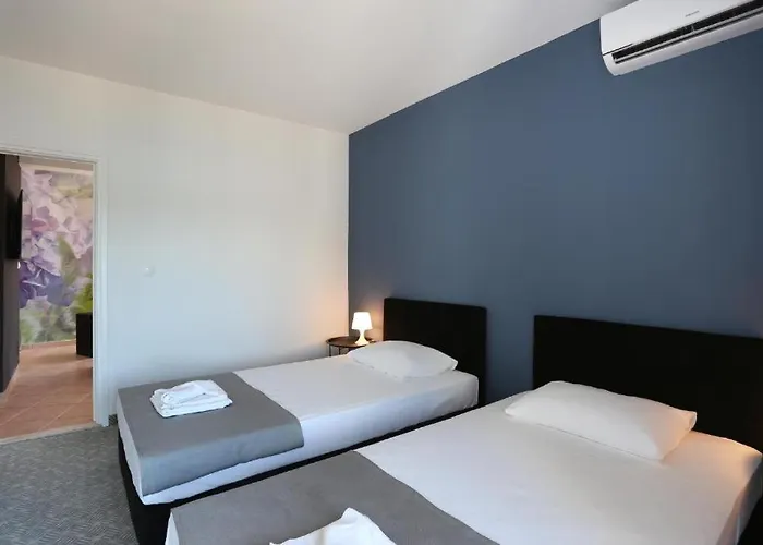 Hotel Hotel Lumbarda